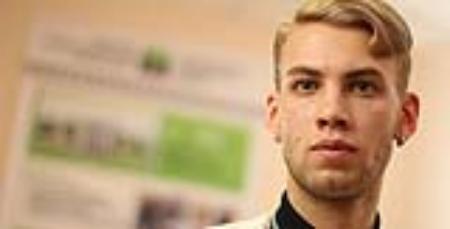 Sinh viên đại học Tomsk (Nga); phát triển xương giả cấy ghép chi phí thấp