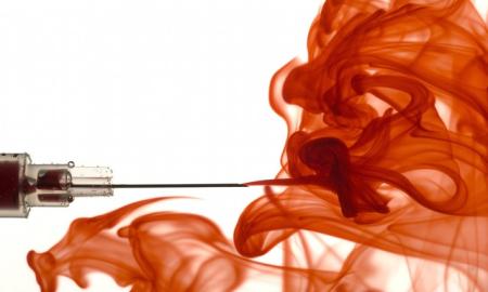 Truyền máu của người trẻ cho người già sẽ khiến họ "cải lão hoàn đồng"?