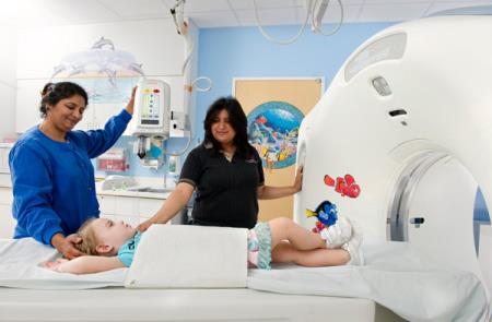 Chụp MRI giúp phát hiện sớm bệnh đa xơ cứng ở trẻ