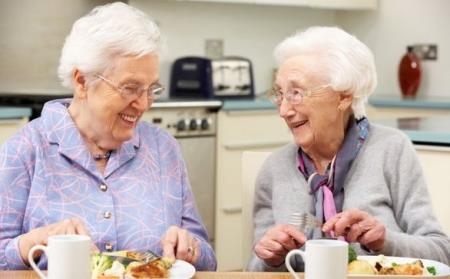 Những bệnh người cao tuổi dễ mắc khi trời giá lạnh