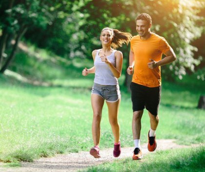 Các nhà khoa học tuyên bố: Đi bộ 50 phút mỗi tuần giảm nguy cơ tử vong sớm tới 30%