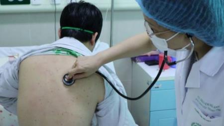 Người đàn ông Hà Nội mắc căn bệnh trẻ em, bác sĩ tròn mắt sau 35 năm