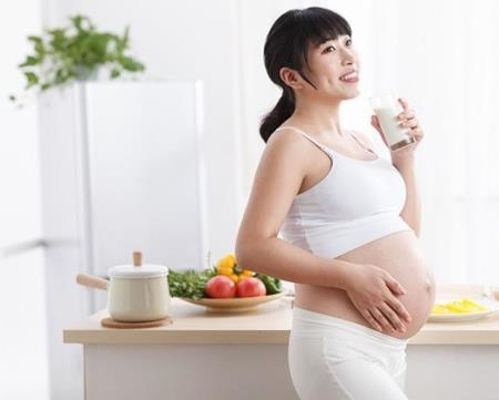 Chứng ợ nóng, trào ngược axit khi mang thai