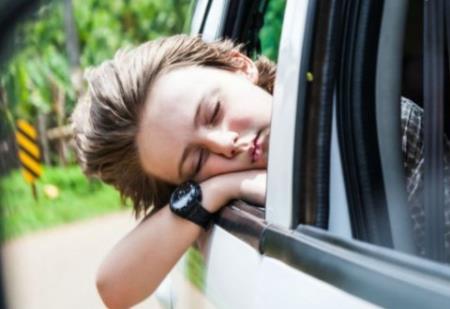 Cách giúp bạn khỏi say tàu xe