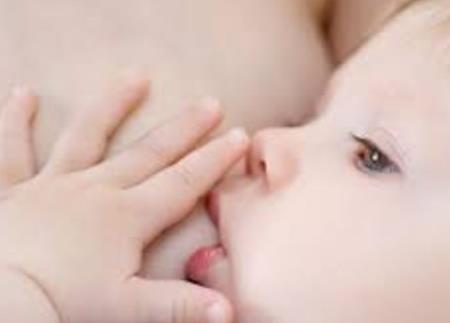 Thành phần của sữa mẹ giúp tăng cường phát triển nhận thức ở trẻ