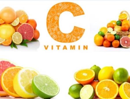 Vitamin C ngừa virus corona: Bác sĩ nói gì?