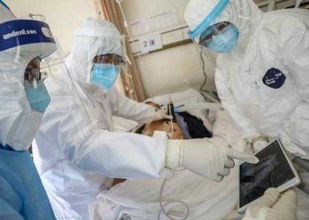 Vì sao bệnh nhân Covid-19 đã có 3 lần xét nghiệm âm tính vẫn chưa được ra viện?