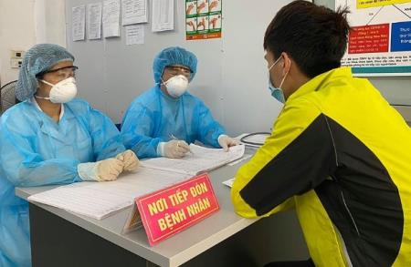 Các bệnh viện Hà Nội 'tham chiến' chữa trị Covid-19