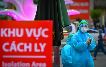 `Covid-19: Việt nam` Tổng số 251 ca, ca mắc Covid-19 số 251 chưa rõ nguồn lây, SYT Hà Nam họp khẩn