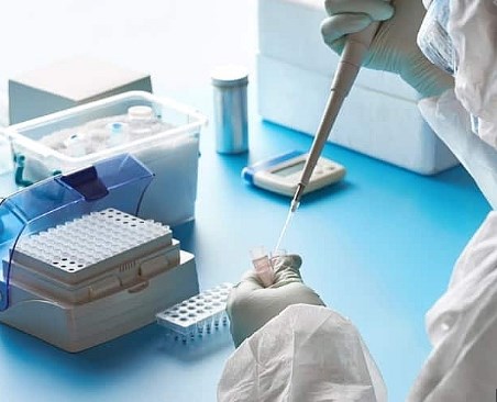 Xét nghiệm để xác định ca bệnh Covid-19: Test nhanh hay Realtime RT-PCR?