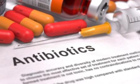Tìm ra loại kháng sinh cơ chế kép: diệt khuẩn và chống kháng thuốc