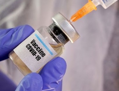 Anh phá sản kế hoạch mở cửa vì virus đột biến