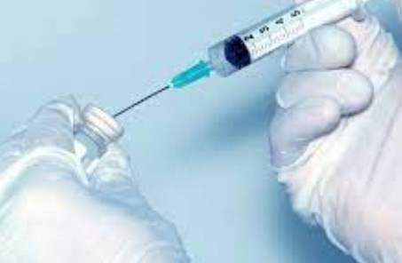 Sở Y tế Hà Nội: Phấn đấu đến tháng 3/2022 tiêm chủng vắc xin COVID-19 cho 70% người dân thủ đô