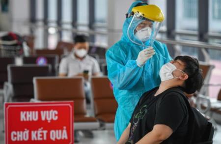 Sáng 27/7, Hà Nội ghi nhận 19 ca dương tính SARS-CoV-2 ở 9 chùm ca bệnh