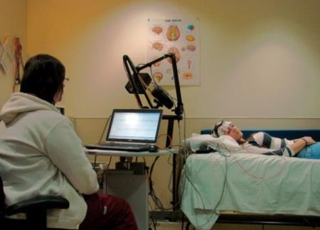 Khoa học chứng minh bạn có thể học ngoại ngữ trong khi ngủ