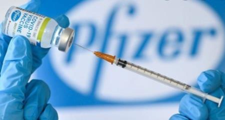 Vì sao các nước thận trọng việc tiêm vắc xin Covid-19 cho trẻ?