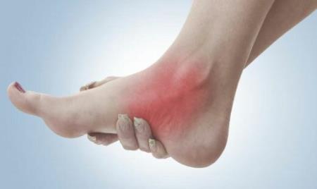 Tiêm chất béo có thể điều trị nguyên nhân phổ biến của đau chân