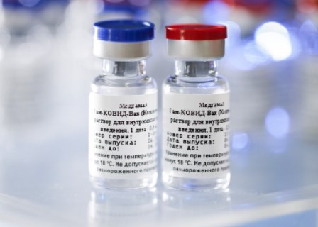 Nga: Vaccine Sputnik V chống lại Omicron tốt hơn vaccine Pfizer
