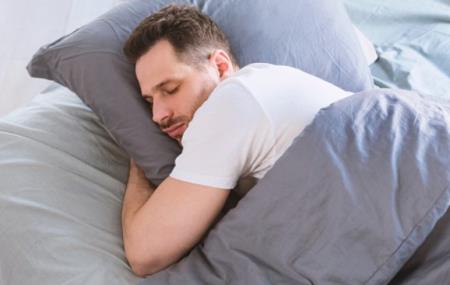 Giấc ngủ rất không đều liên quan đến nguy cơ mắc chứng mất trí nhớ cao hơn