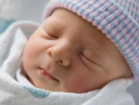 Chất lượng không khí kém liên quan đến các vấn đề về nhận thức ở trẻ sơ sinh