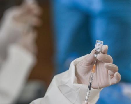 Các nhà nghiên cứu phát hiện ra phân tử hứa hẹn tăng cường hiệu quả của vắc-xin