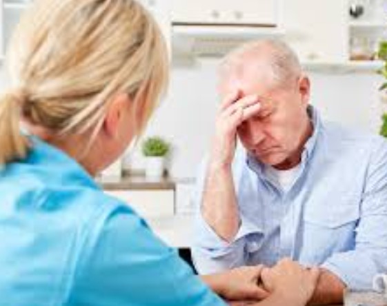 Nghiên cứu cho thấy bệnh nhân mắc bệnh Alzheimer có tần suất mắc các triệu chứng sức khỏe tâm thần cao hơn