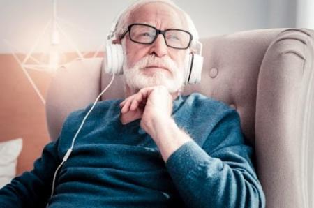 Sử dụng âm nhạc điều trị chứng mất trí nhớ