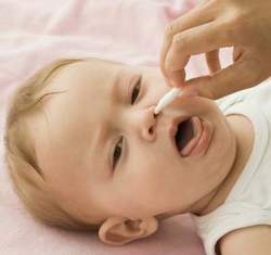 Không nên lạm dụng thuốc nhỏ mũi